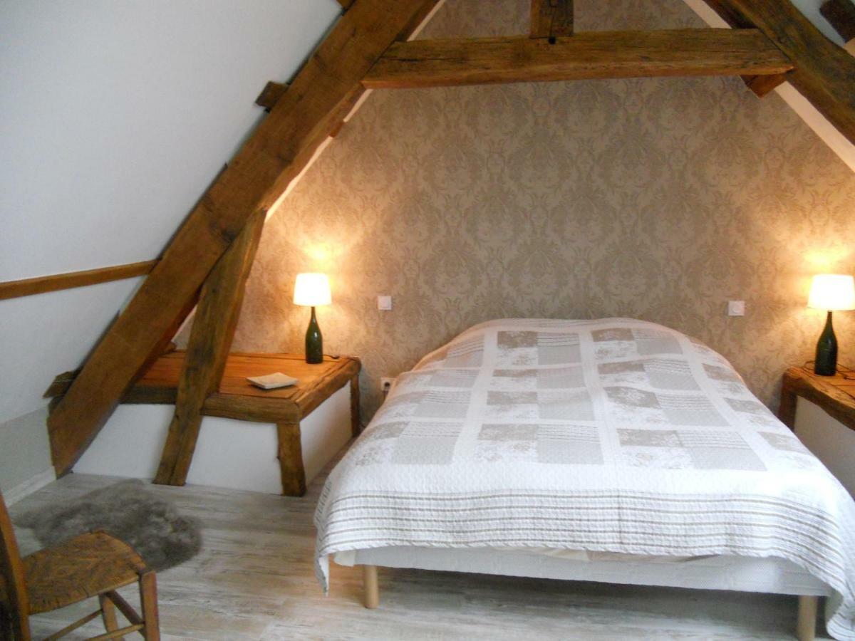 Gite La Nuit Etoilee Chez Champagne Mathelin Mareuil-le-Port エクステリア 写真