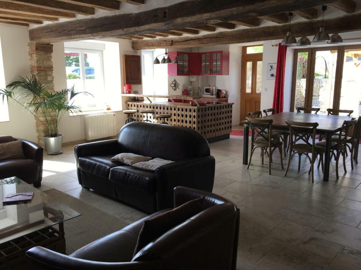 Gite La Nuit Etoilee Chez Champagne Mathelin Mareuil-le-Port エクステリア 写真